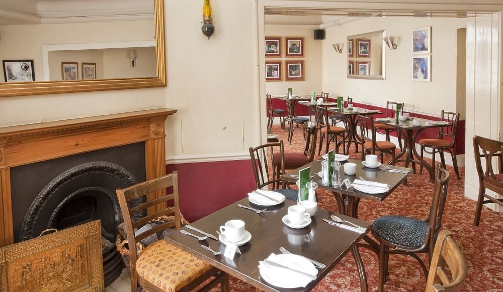 King'S Head Hotel By Greene King Inns Wimborne Minster Exterior foto